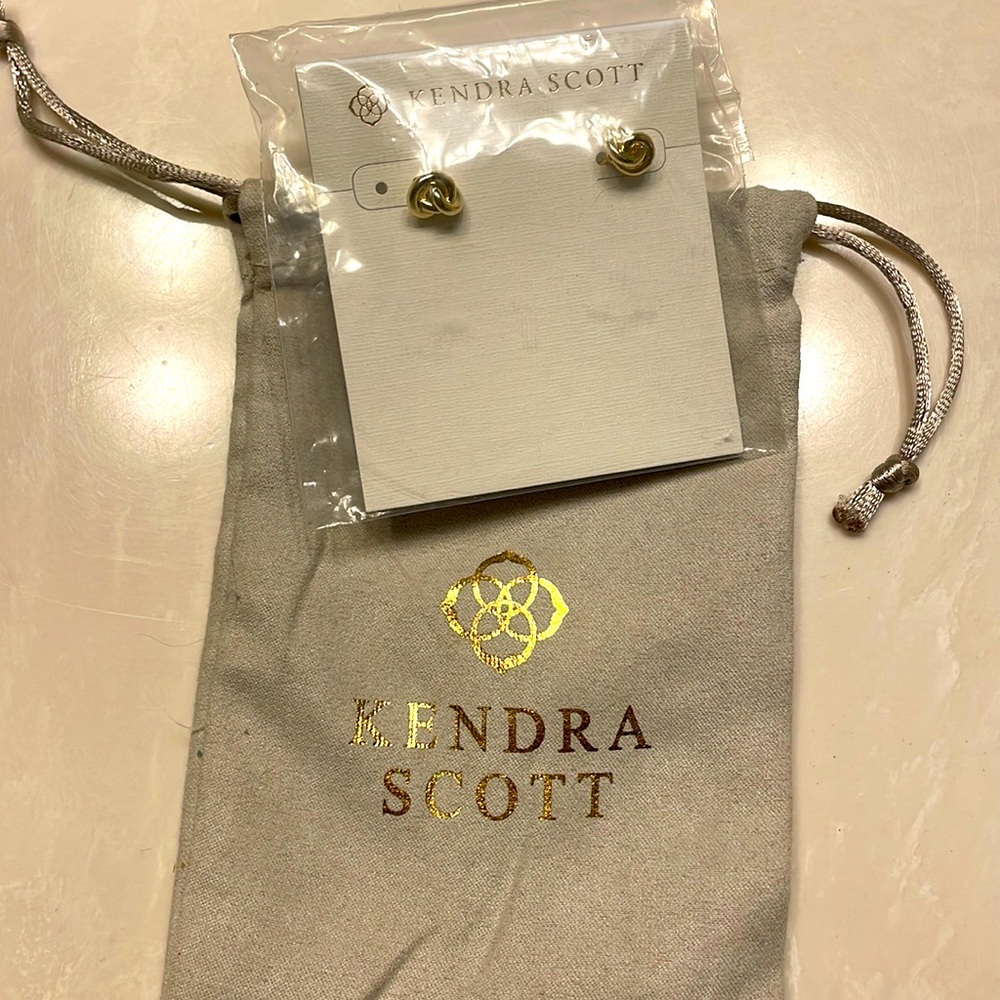 Kendra Scott love knot earrings